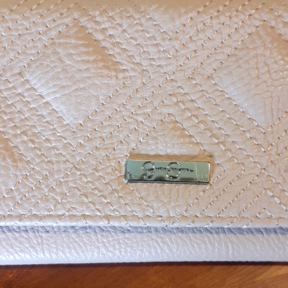 New Wallets - Picture 3 of 4